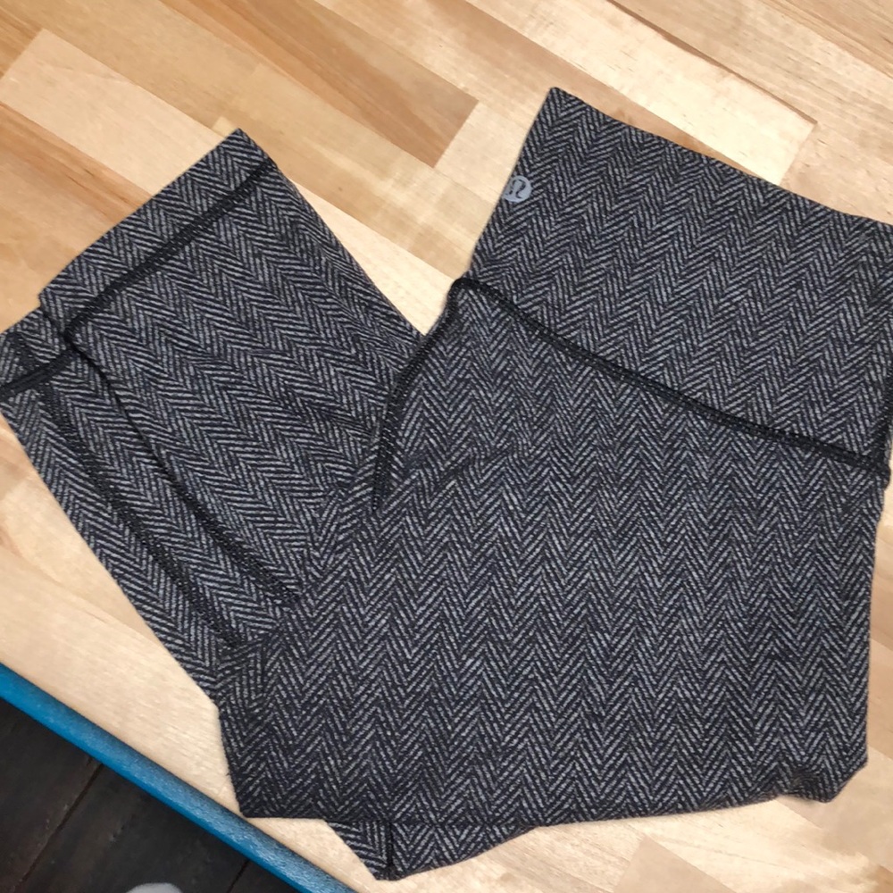 Heather grey lululemon leggings